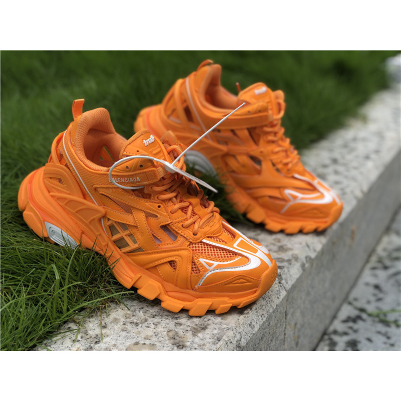 Ba*len*cia*ga 4.0 white orange sneakers men women