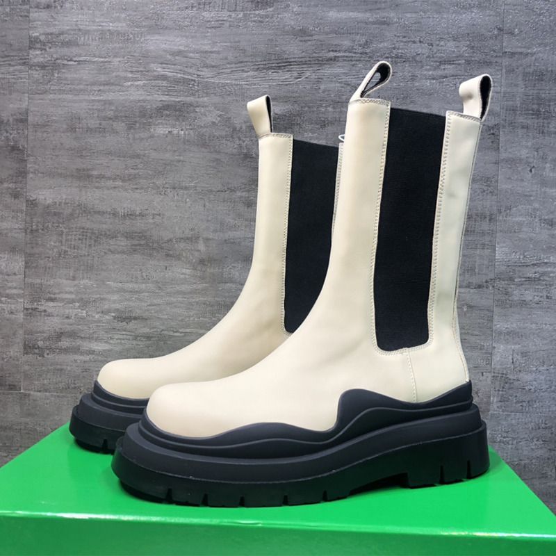 Bo*te*ga ve*ne*ta tire  rubber-trimmed leather chelsea boots