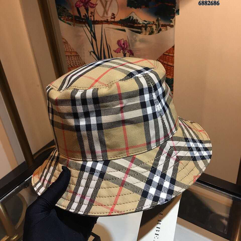 B**rry vintage check bucket hat