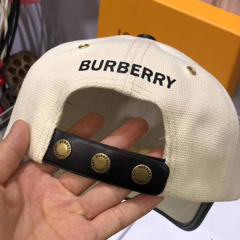 B**rry logo baseball cap