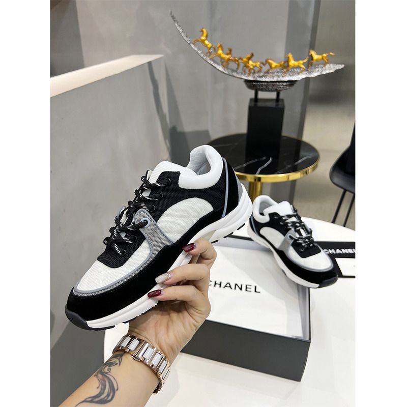 Ch*el low-top luminous sneakers(black&white)