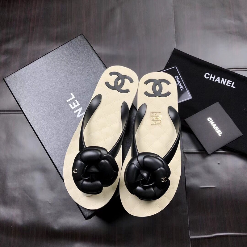 Ch*el slide sandal