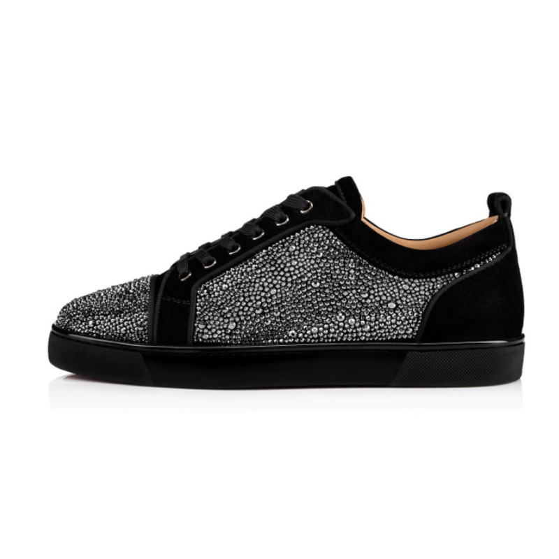 Ch**an louboutin freel**is junior spikes low sneaker