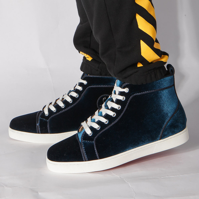 in stock!!! Ch**an louboutin limited version l**is orlato blue velvet junior flat sneakers