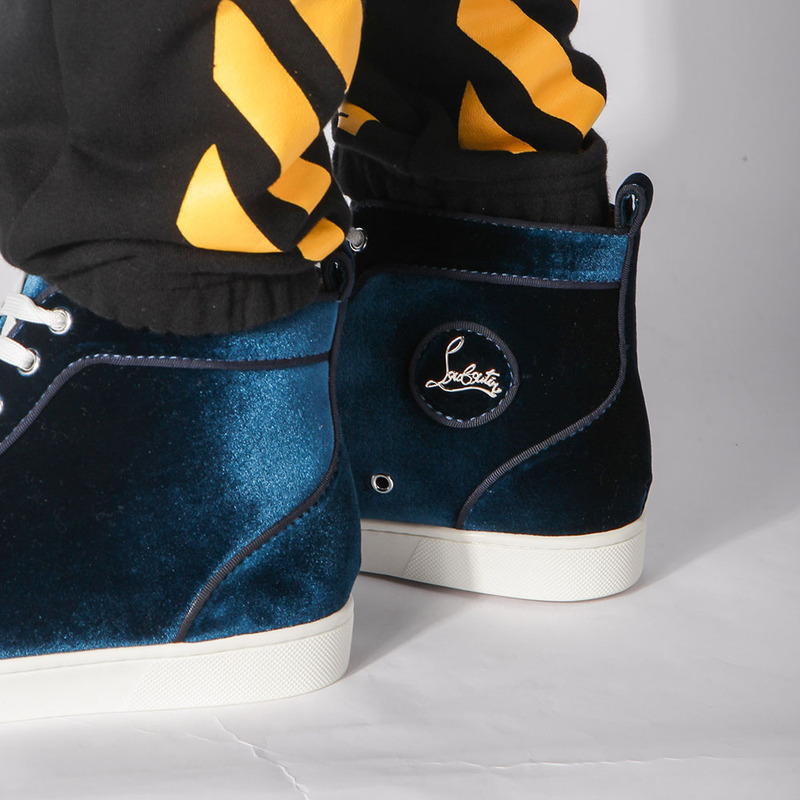 in stock!!! Ch**an louboutin limited version l**is orlato blue velvet junior flat sneakers