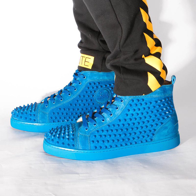 limited stock!!! Ch**an louboutin limited version l**is spikes blue veau velours sneakers