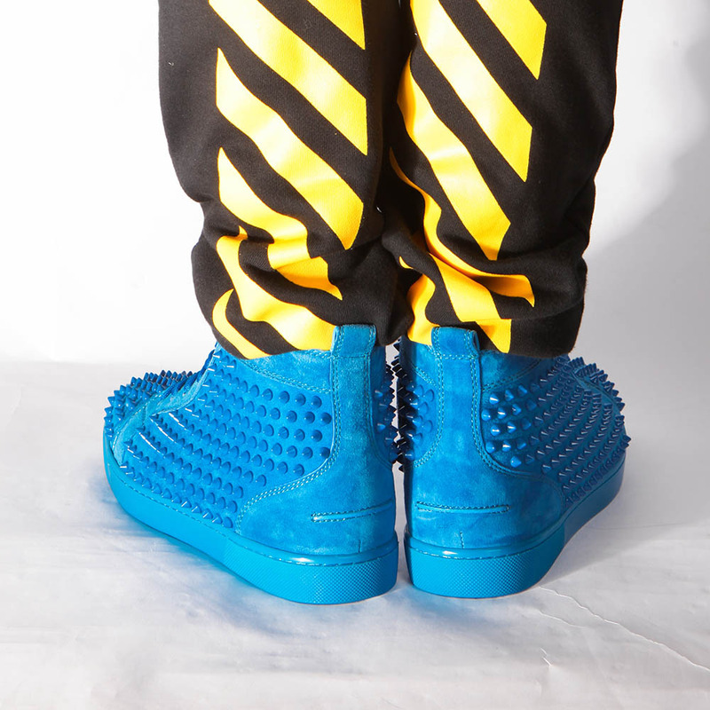 limited stock!!! Ch**an louboutin limited version l**is spikes blue veau velours sneakers