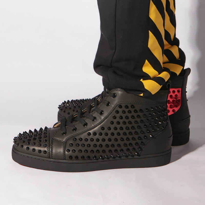 limited stock!!! Ch**an louboutin limited version limited louboutin l**is spikes black in latte and metalic gold