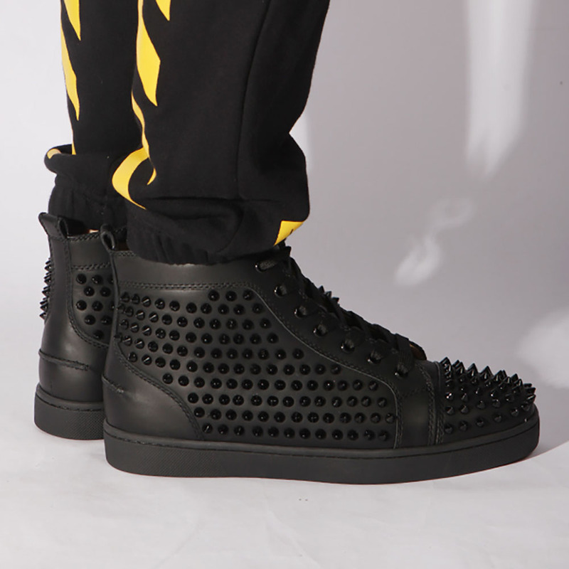 Ch**an louboutin limited version l**is spike men