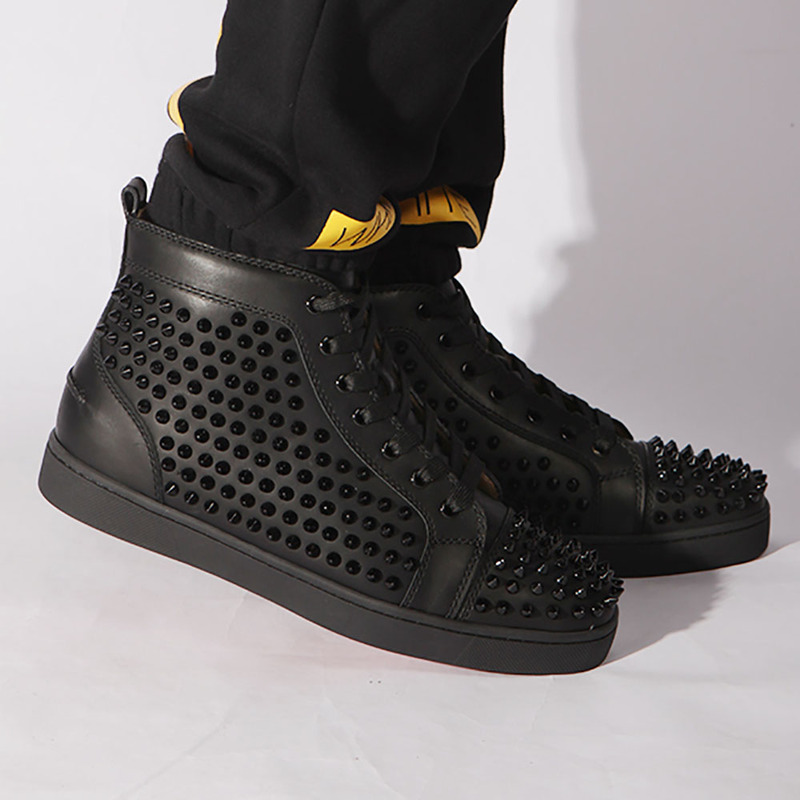 Ch**an louboutin limited version l**is spike men