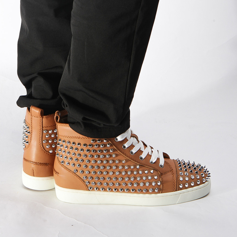 Ch**an louboutin released limited version l**is spike men flat high top noisette sneaker glossy red sole