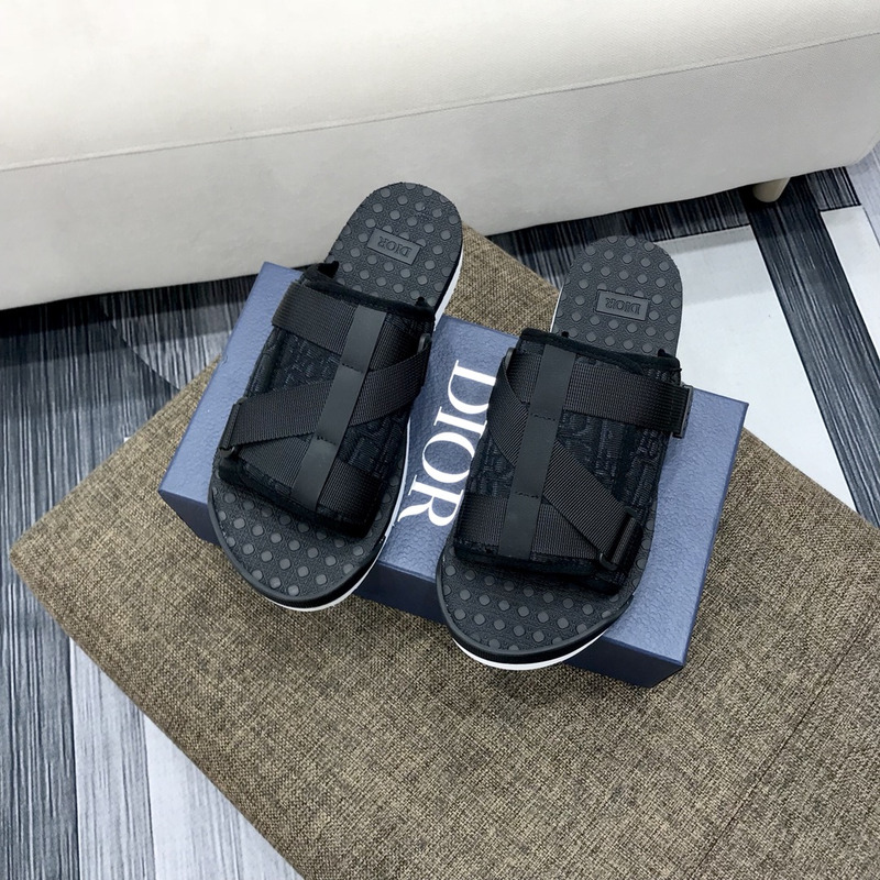 D*or alpha sandal