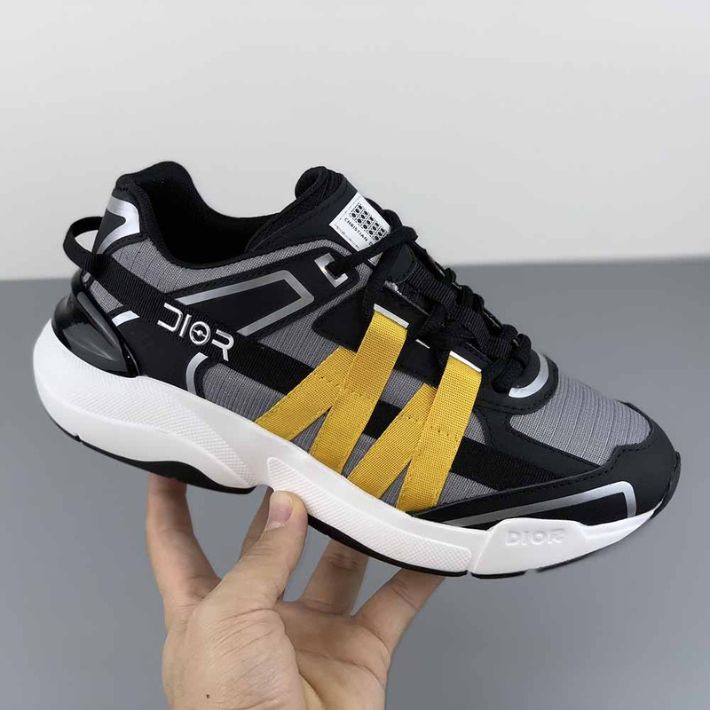 D*or "b24 runtek" sneaker in black/yellow technical canvas