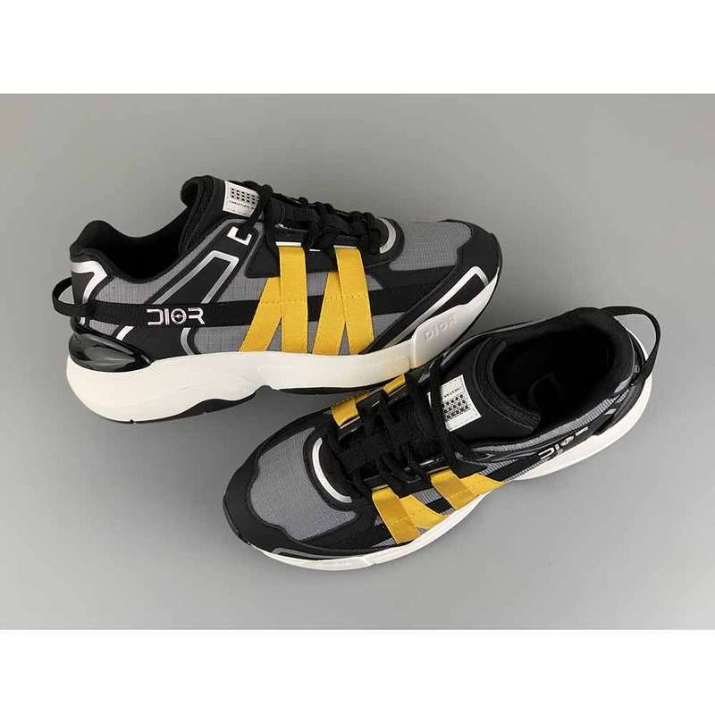 D*or "b24 runtek" sneaker in black/yellow technical canvas