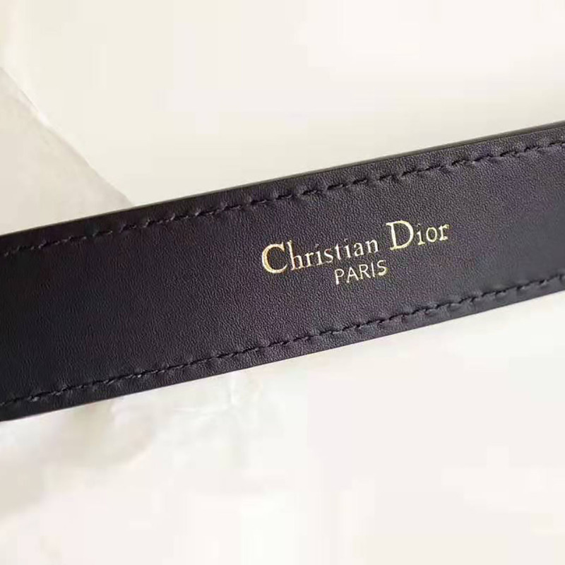 D*or black leather belt with "D*or" buckle