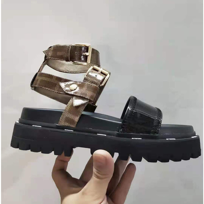 F**di golden strap slides sandals