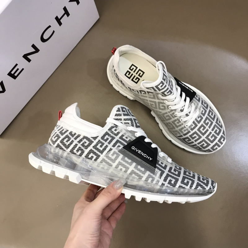 Givenchy  Low-Top Sneakers(Upon UK Size)