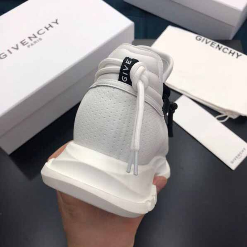 Givenchy Spectre Low-Top Sneakers