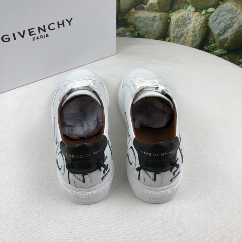 Givenchy Sneakers