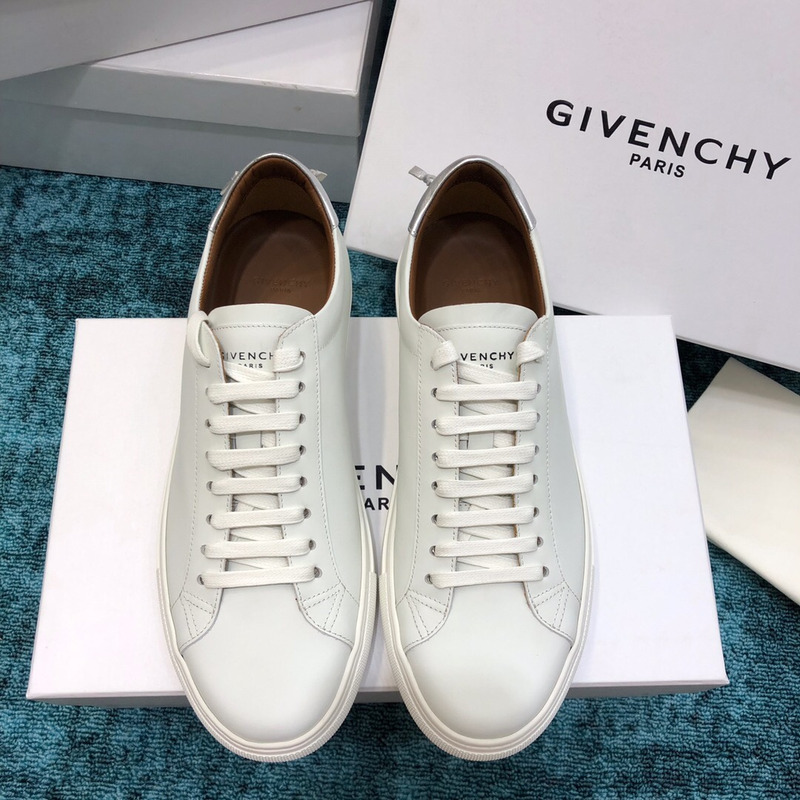 Givenchy Low Leather Sneakers