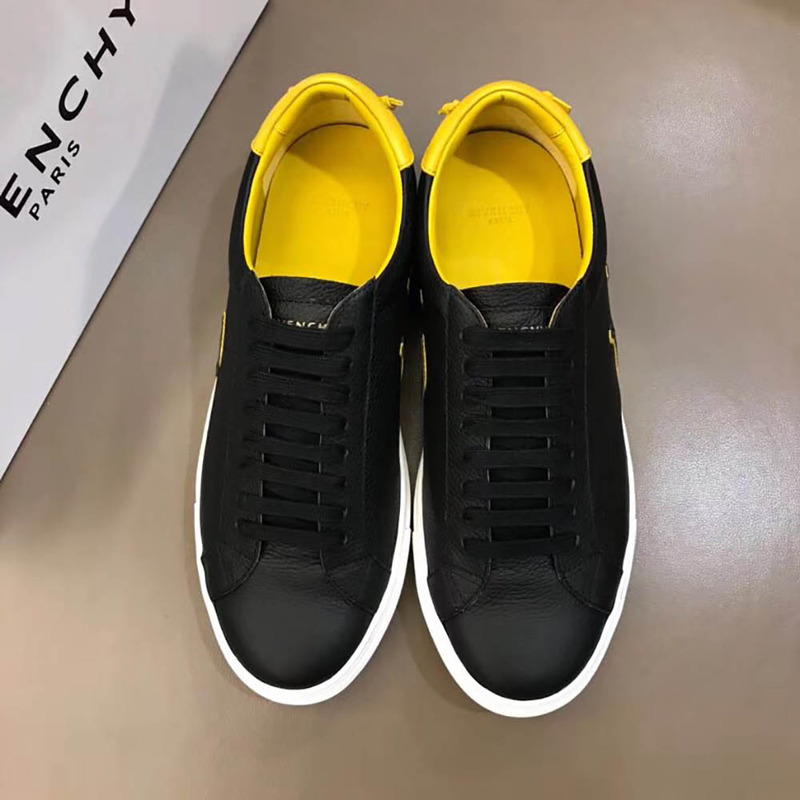 Givenchy Low Sneakers in Yellow Leather