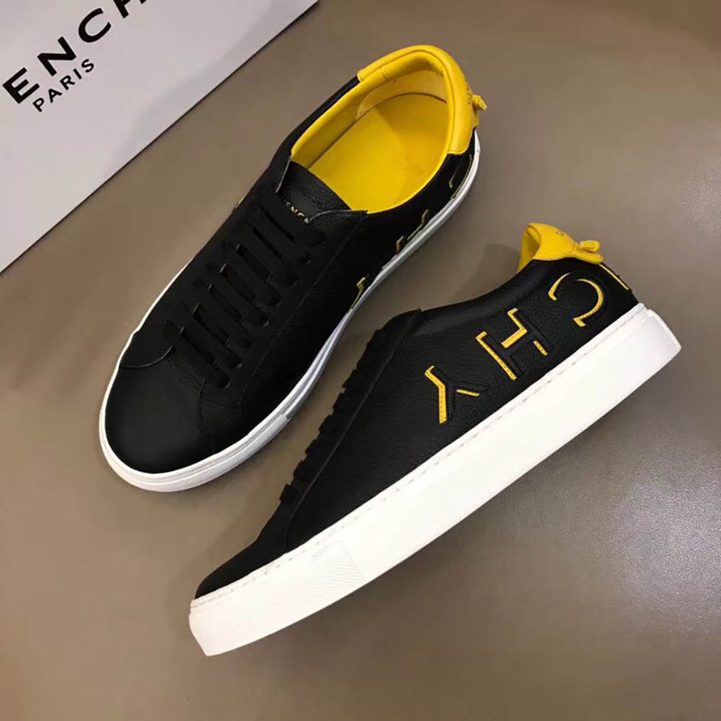 Givenchy Low Sneakers in Yellow Leather