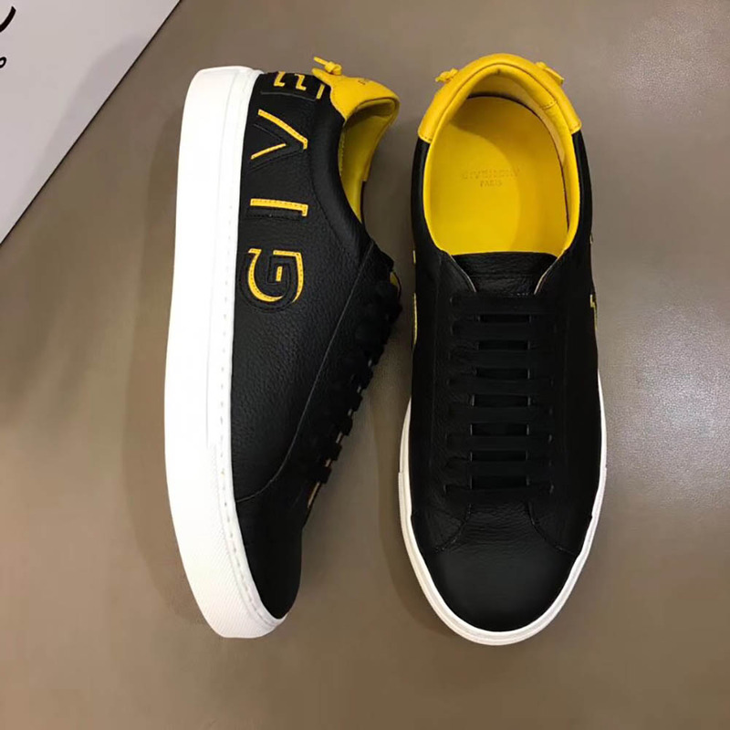 Givenchy Low Sneakers in Yellow Leather