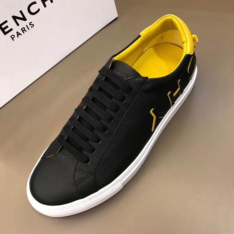 Givenchy Low Sneakers in Yellow Leather