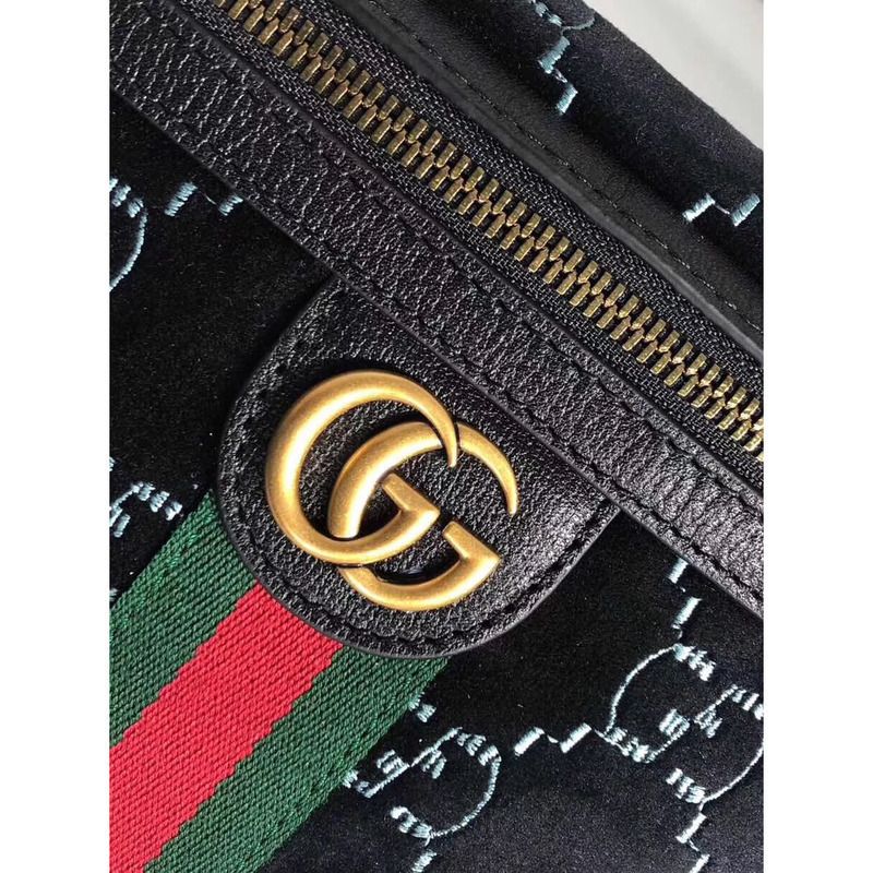 g*u*i V*t*ngg velvet belt bag