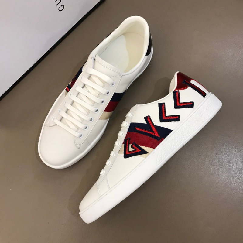 G*u*i letter ace embroidered sneaker