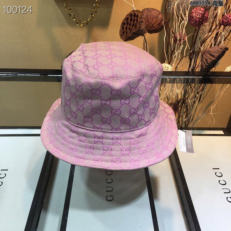 G*u*i lame bucket hat