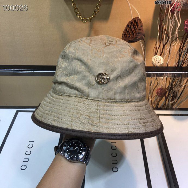 G*u*i x off-white the grid fedora