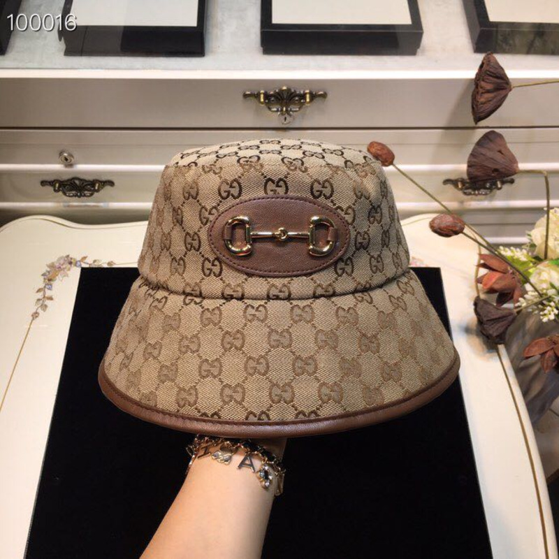 G*u*i canvas bucket hat