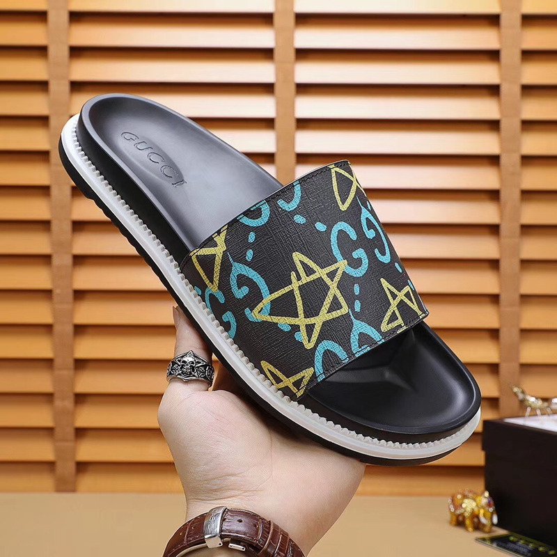 G*u*i stars printed slide sandal