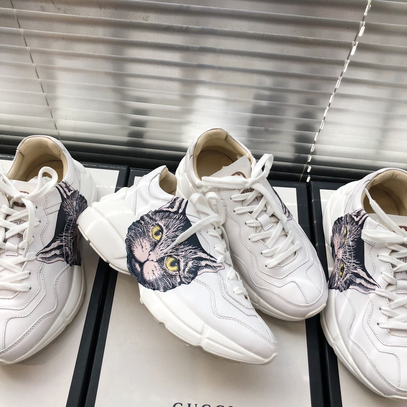 G*u*i sneaker with mystic cat print