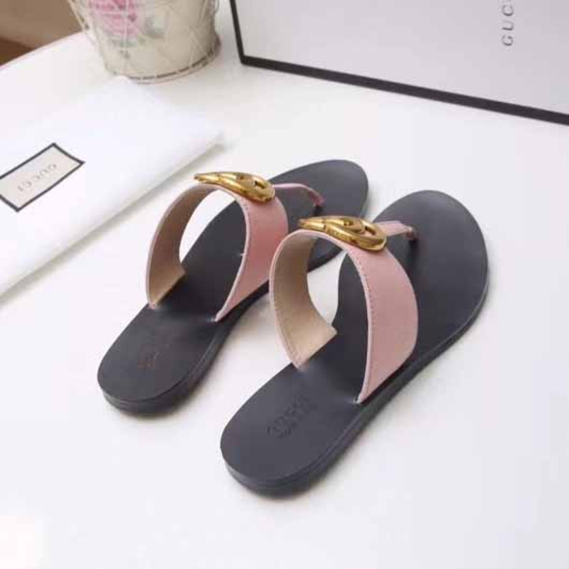 G*u*i leather thong sandal with double