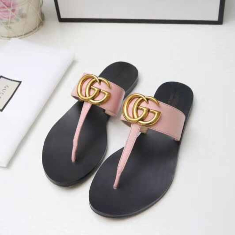 G*u*i leather thong sandal with double