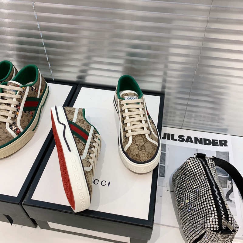 G*u*i tennis 1977 sneaker