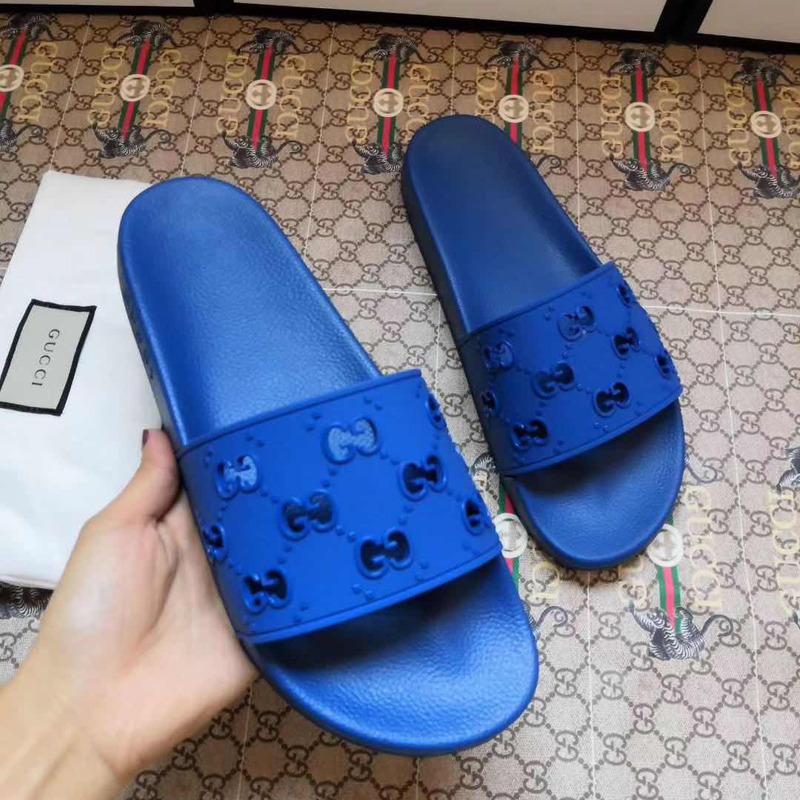 G*u*i rubber gg slide sandal in blue