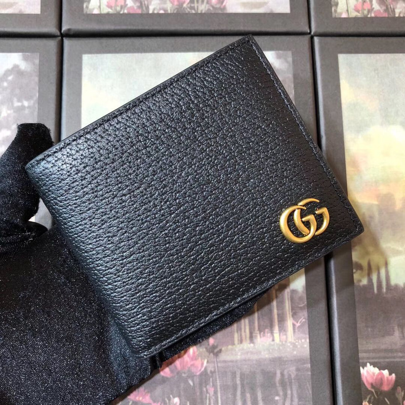 G*u*i wallet with interlocking g