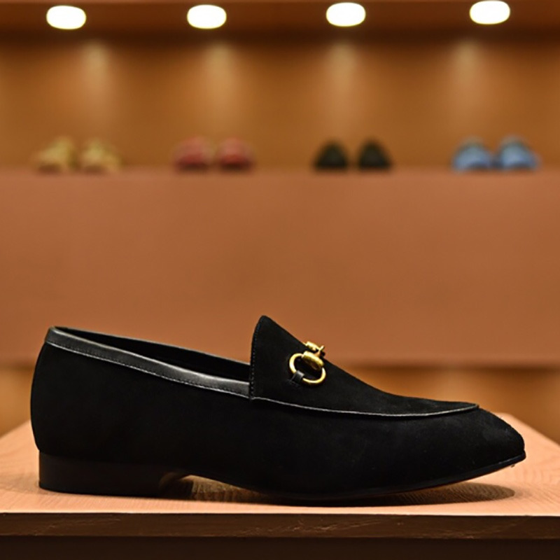 G*u*i jordaan velvet loafer