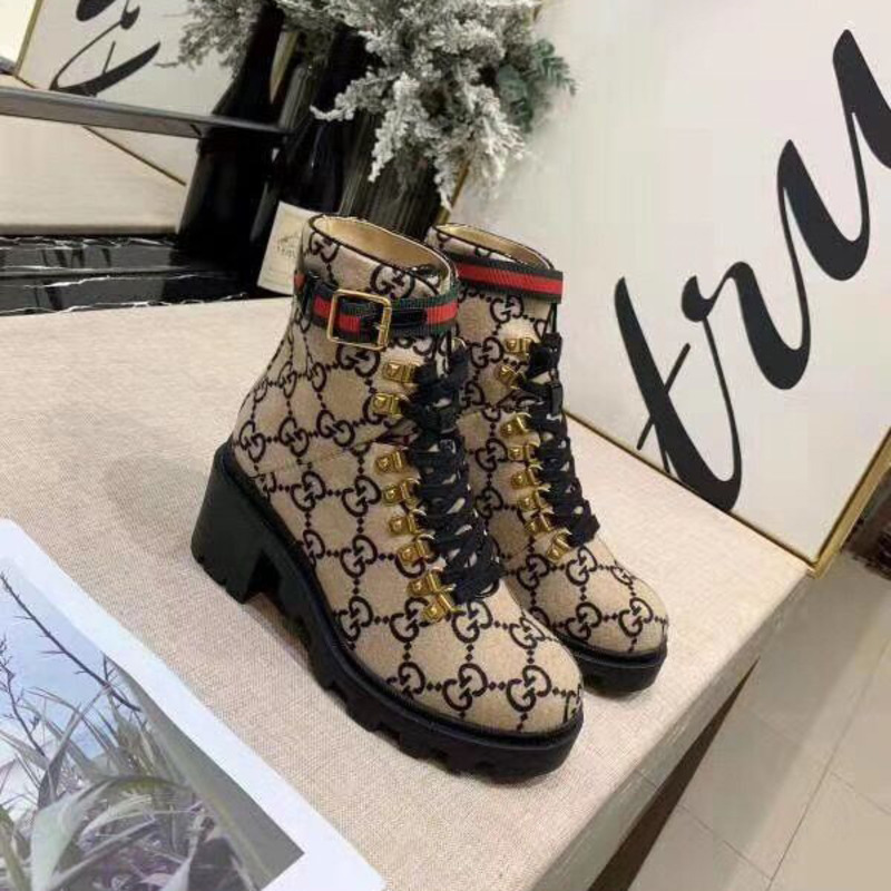 G*u*i gg logo boots