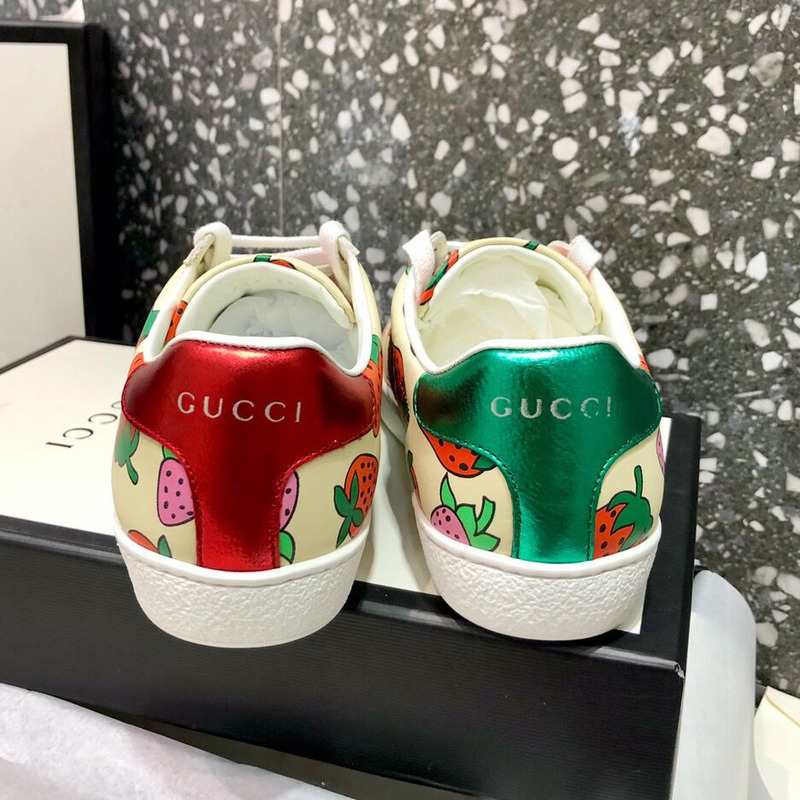 ace G*u*i strawberry sneaker