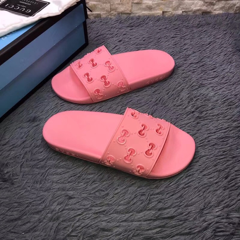 rubber G*u*i slide sandal in pink