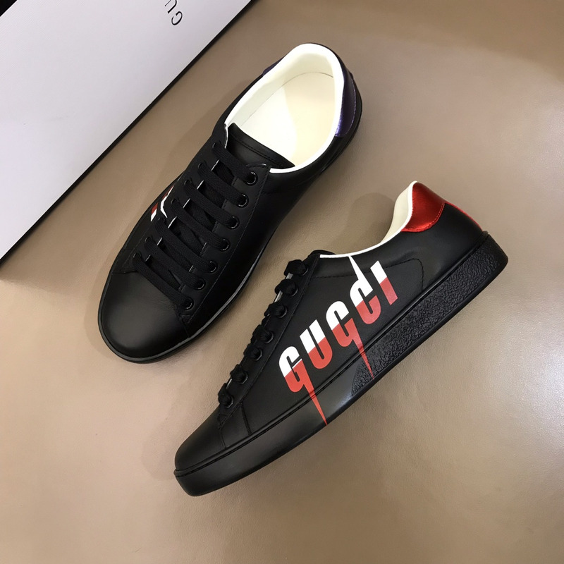 G*u*i men''s ace sneaker with blade(black)