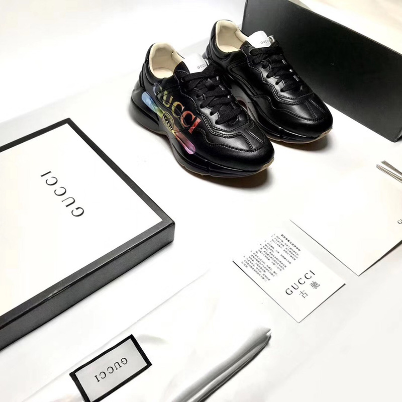 G*u*i rhyton logo leather sneaker(black)