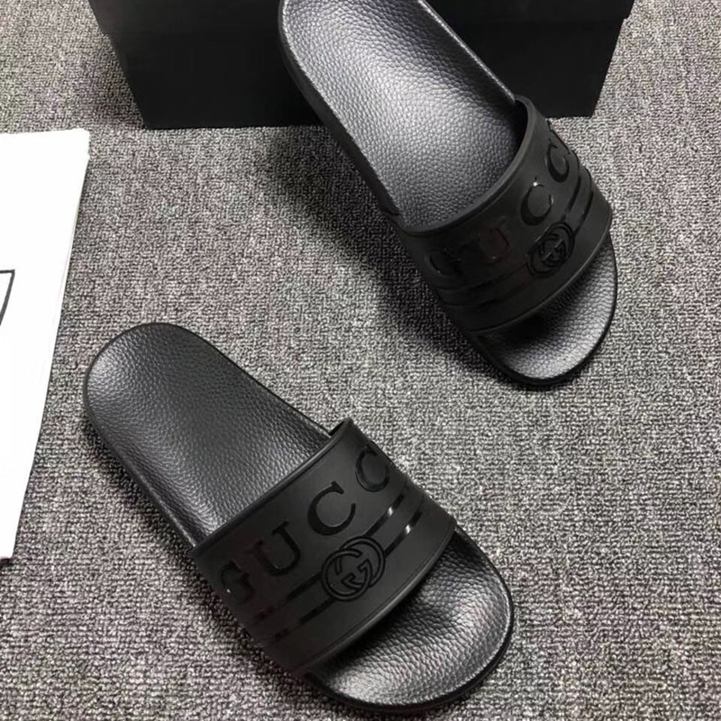 G*u*i logo rubber slide sandal