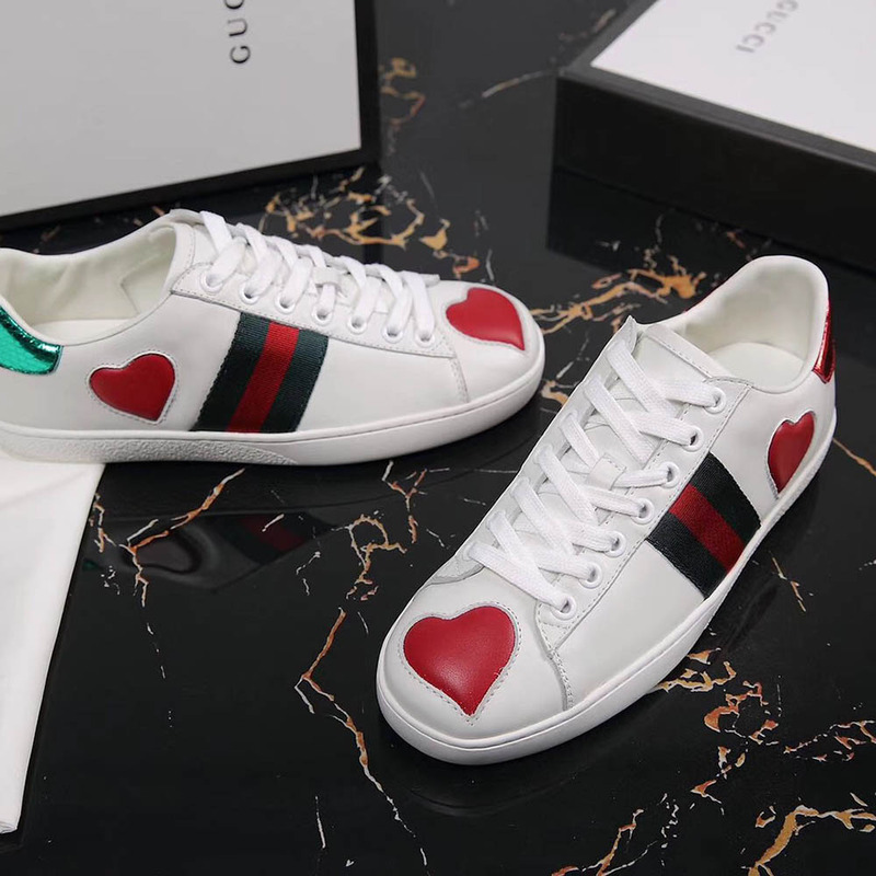 G*u*i ace embroidered sneaker with red leather heart