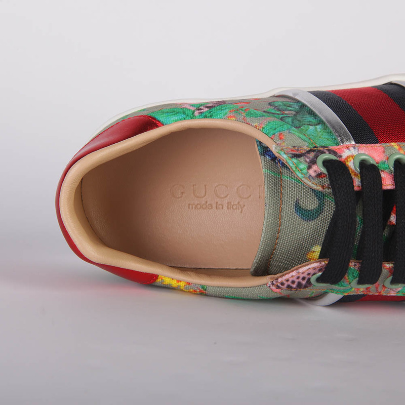 G*u*i flora snake sneakers