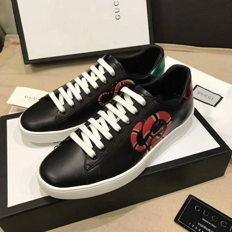 G*u*i ace kingsnake print black sneaker